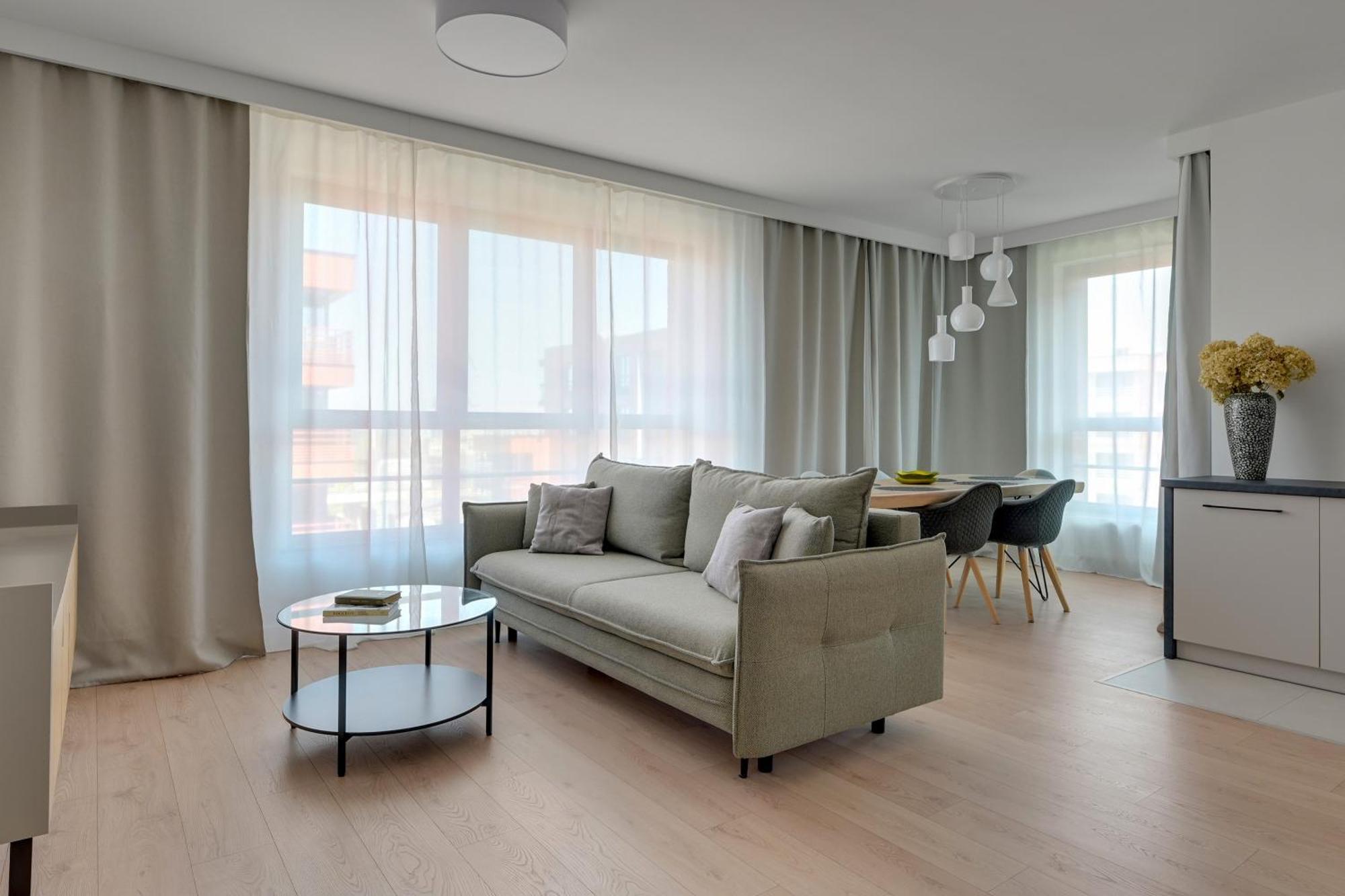 Doki Living - Foodhall & Parking By Downtown Apartments Гданськ Екстер'єр фото